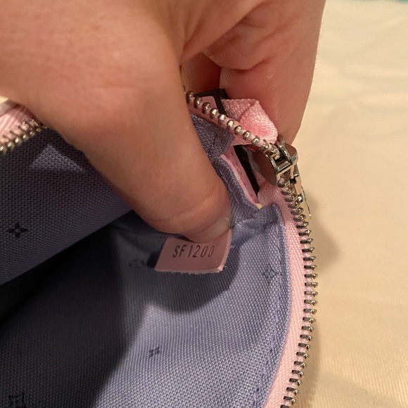 🦄🦄Escale Mini Pochette LV Summer 2020 Collection - Picture 8 of 10